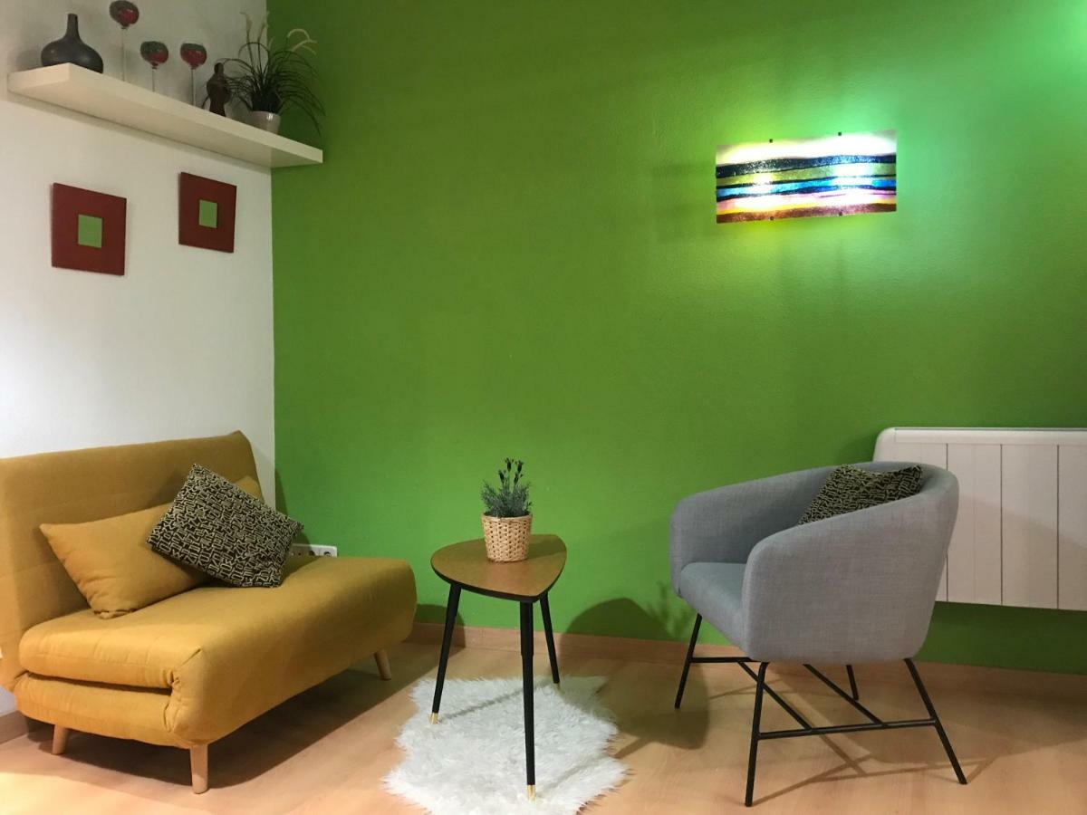 Apartamento En Corrala Madrid Bagian luar foto