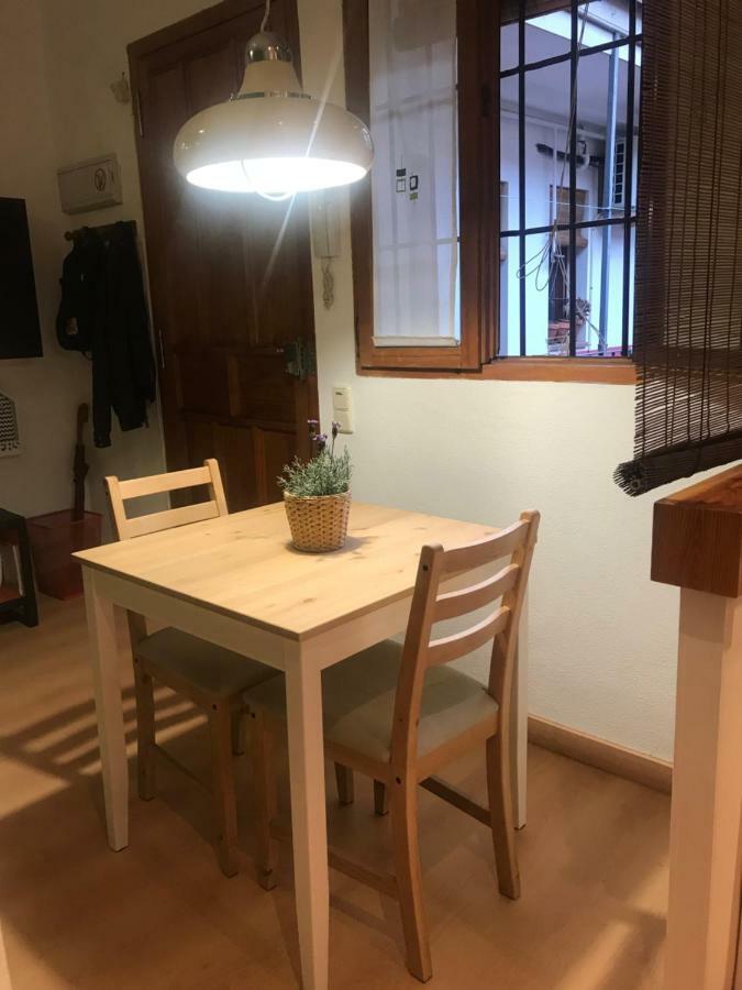 Apartamento En Corrala Madrid Bagian luar foto